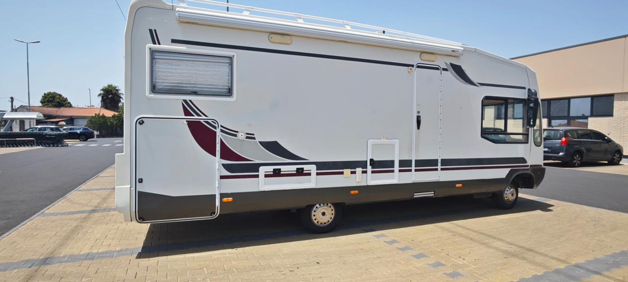Carthago MOTORHOME CARTAGO LUXURY M LINEAR