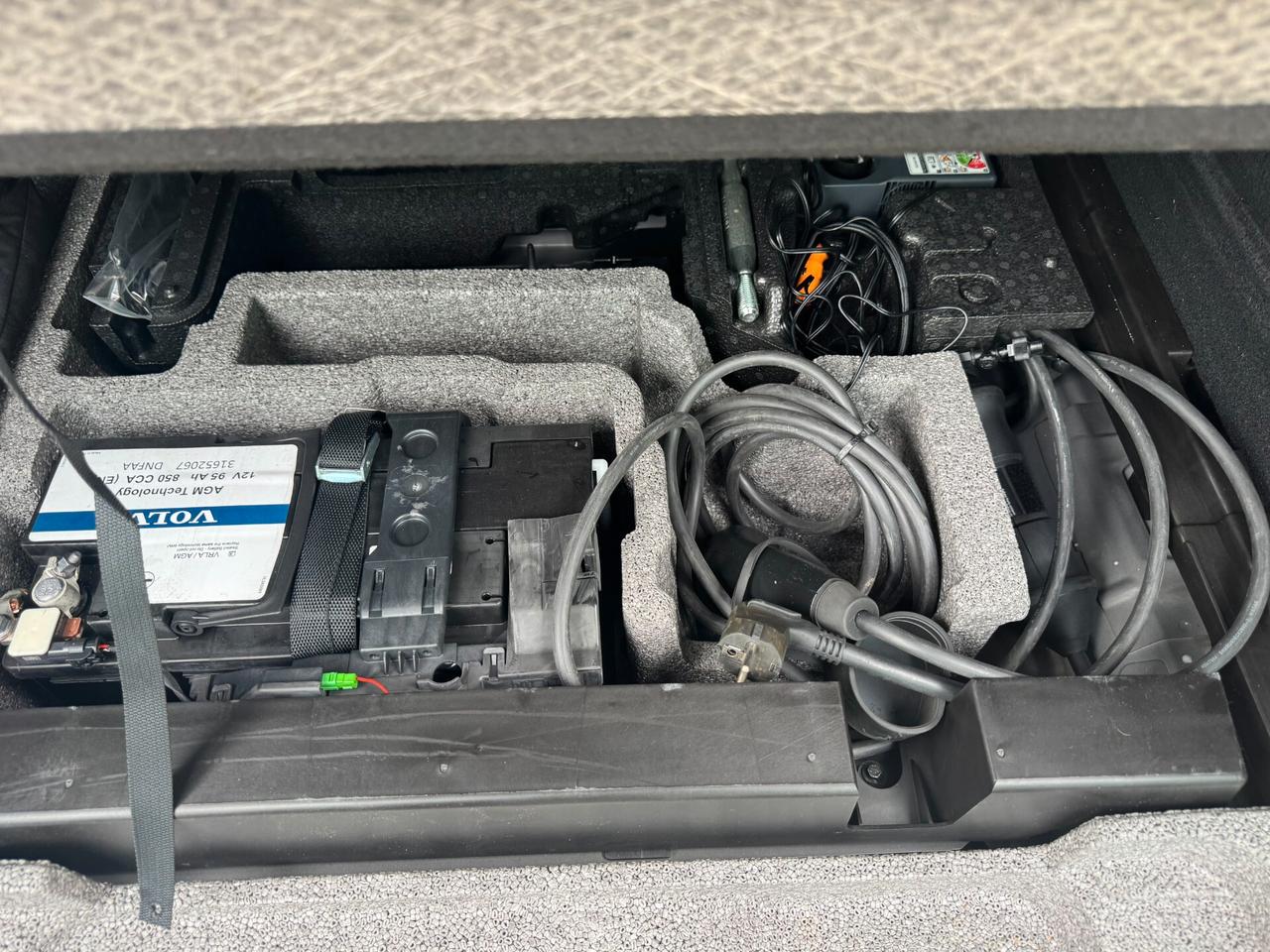 XC60 II 2022 2.0 t8 recharge phev Inscription awd 310cv aut