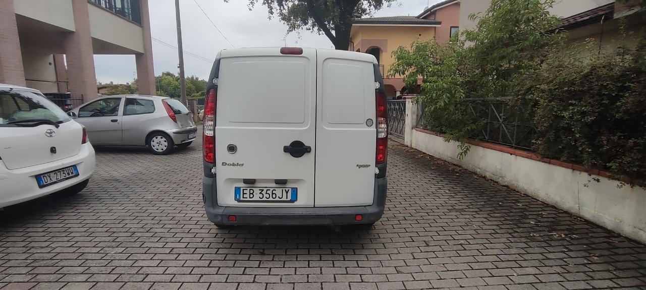 Fiat Doblò 1.6 Natural Power 103 cv - IVA ESPOSTA