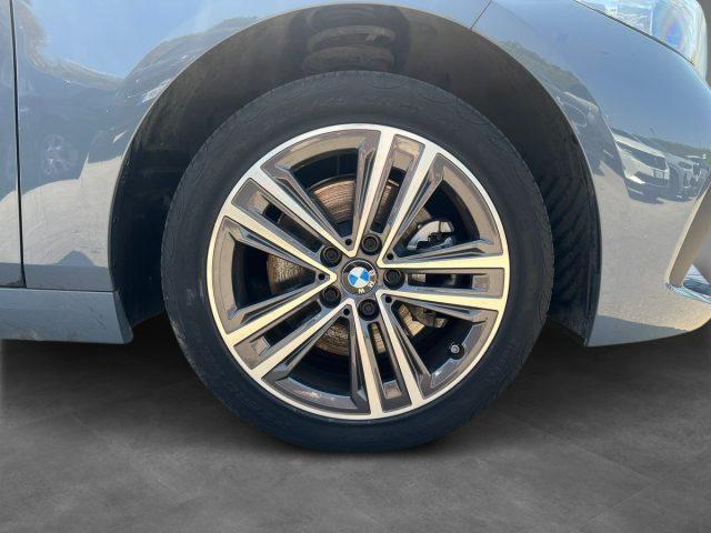 BMW 118 i 5p. Business Advantage
