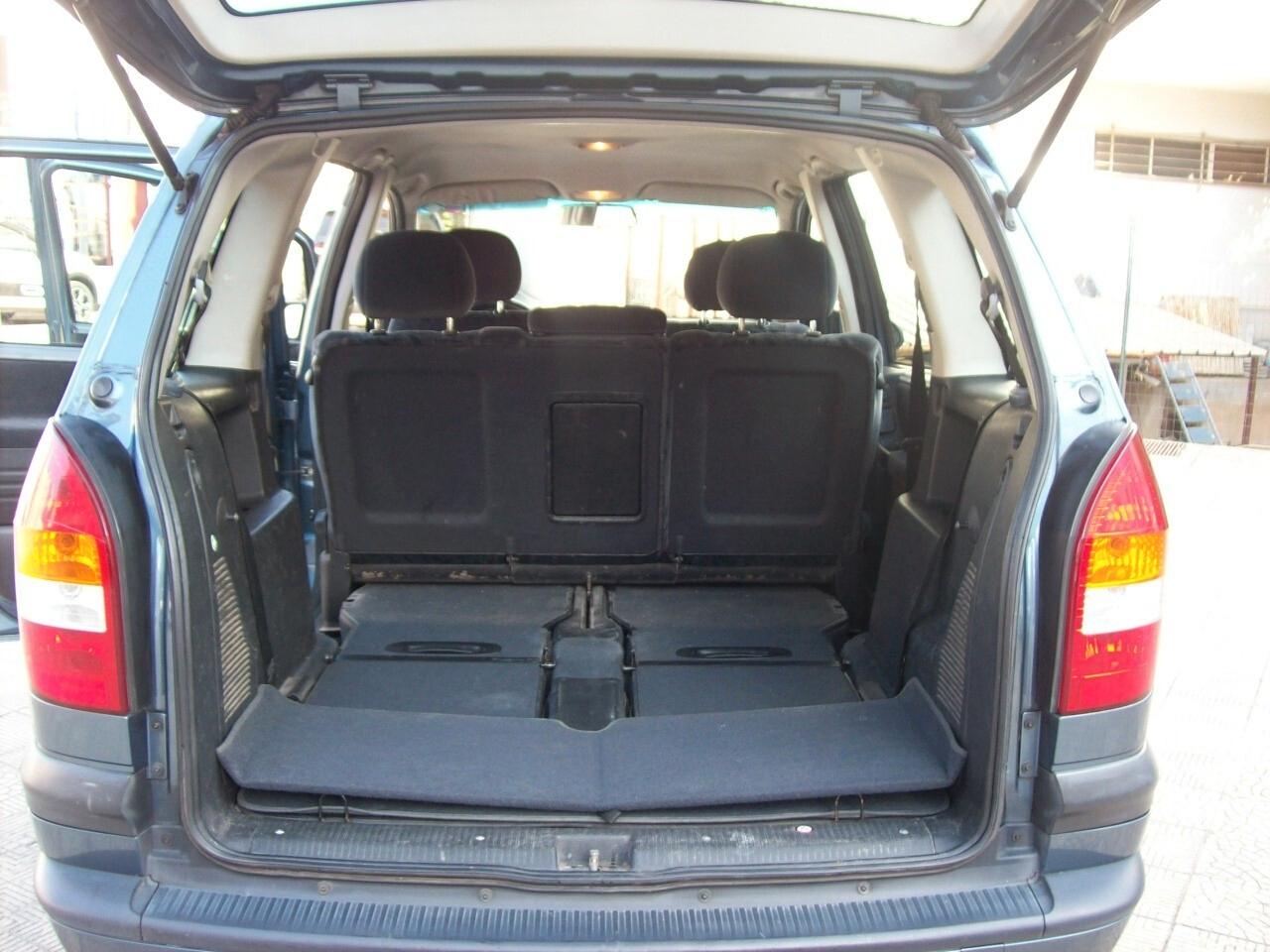Opel Zafira 2.0 Di 16V 82CV Elegance "Gancio Traino"
