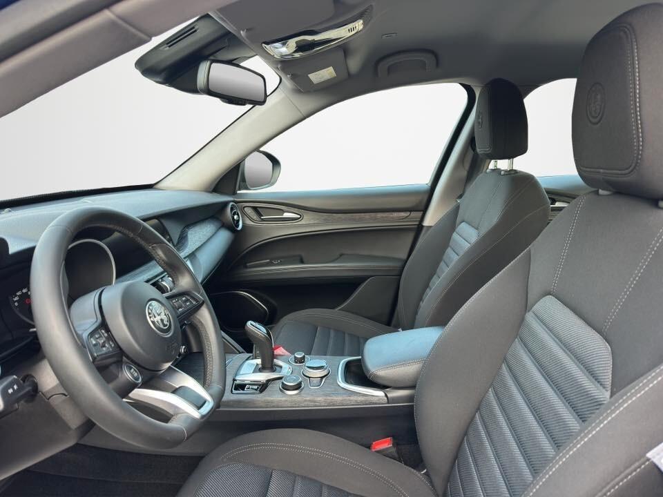 Alfa Romeo Stelvio 2.2 Turbodiesel 160 CV AT8 RWD Business