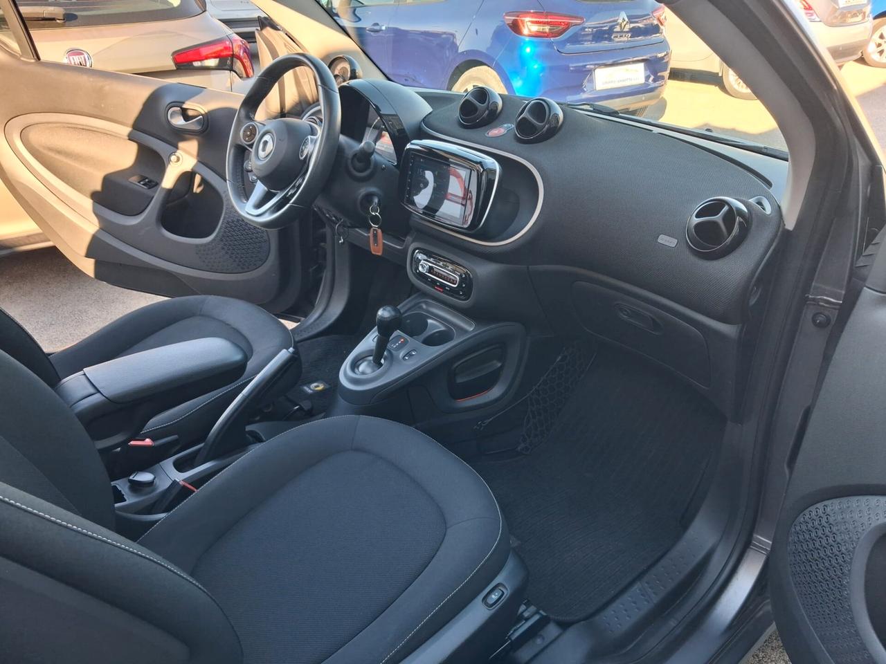 Smart ForTwo FOR TWO CABRIOI 0.9 TURBO 90 C.V. CAMBIO AUTOMATICO FARI FULL LED