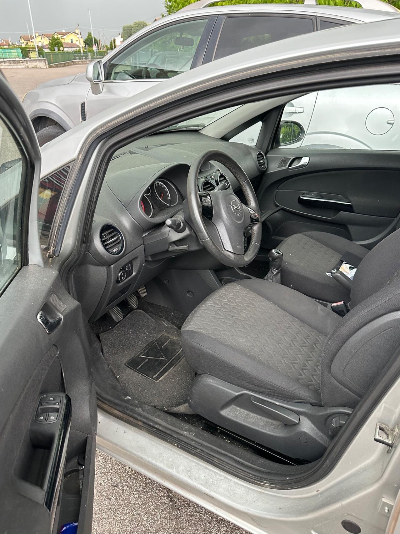 Opel Corsa 1.2 motore rotto, gpl