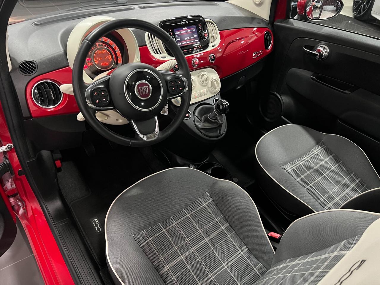 Fiat 500 1.2 LOUNGE 69 cv