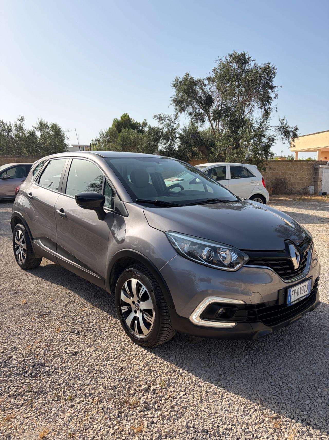 Renault Captur dCi 8V 90 cv full distribuzione appena fatta!!