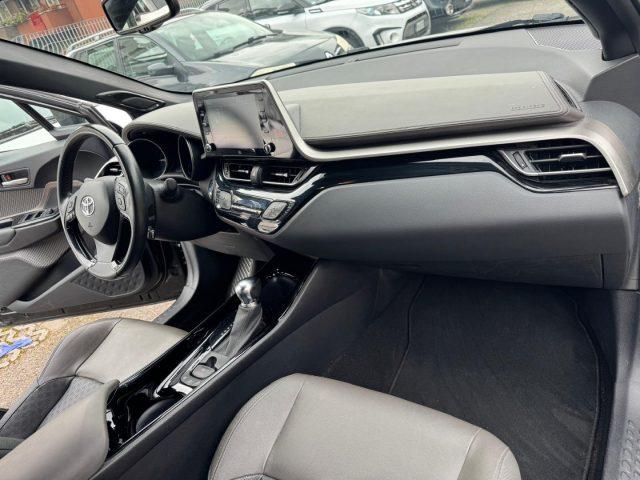 TOYOTA C-HR 1.8 Hybrid E-CVT Black Edition