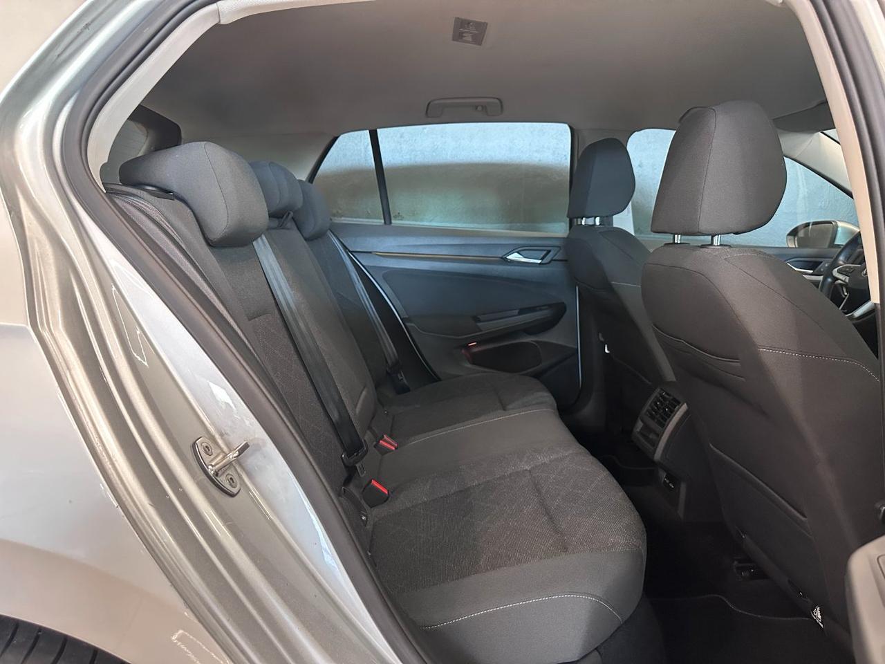 Volkswagen Golf 1.0 etsi evo Life 110cv dsg