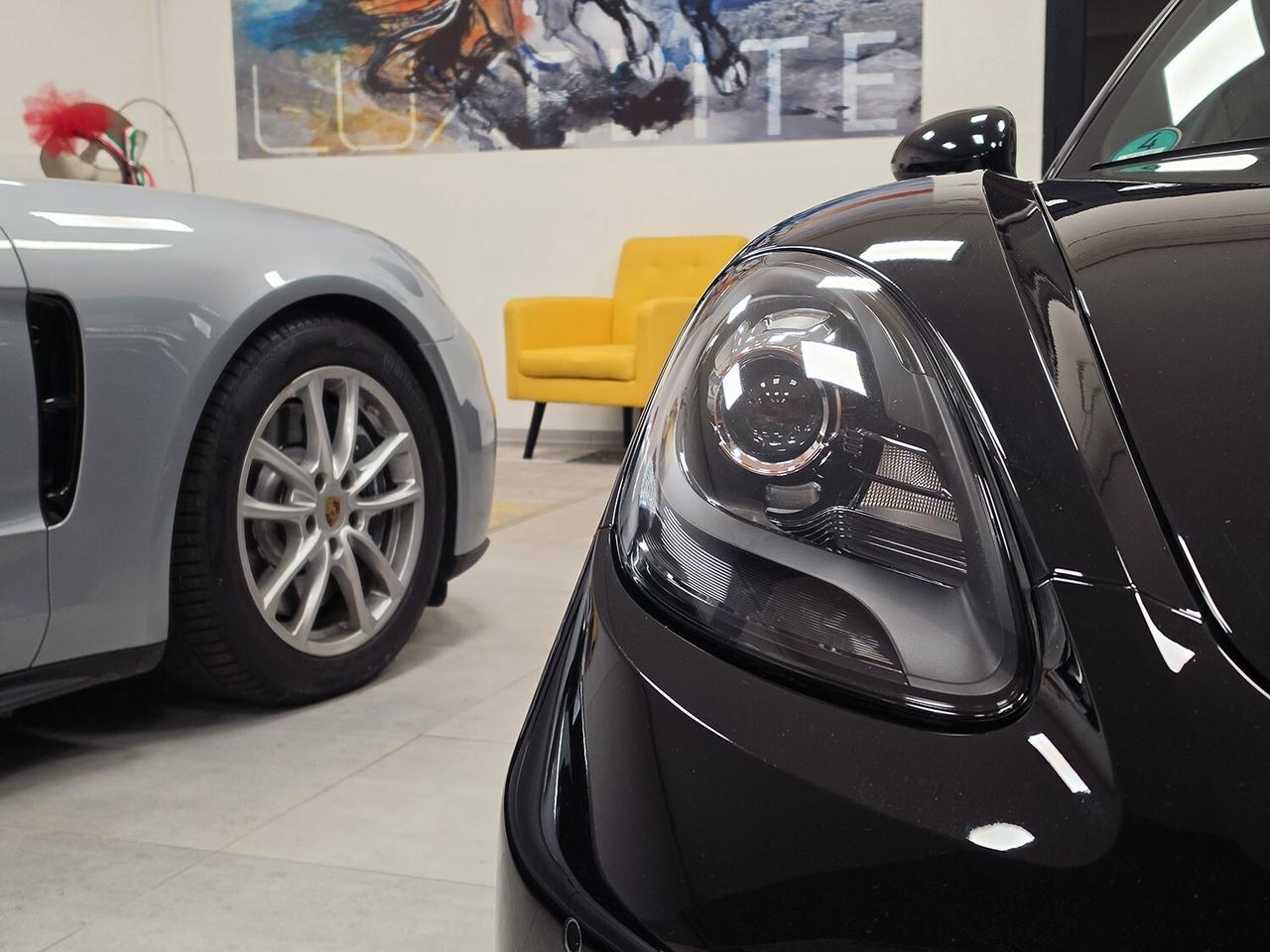 Porsche Cayman 718 (982) 2.0 300cv MANUALE _ SEDILI RISCALDATI GARANZIA 12 MESI _ INTERNI ATELIER