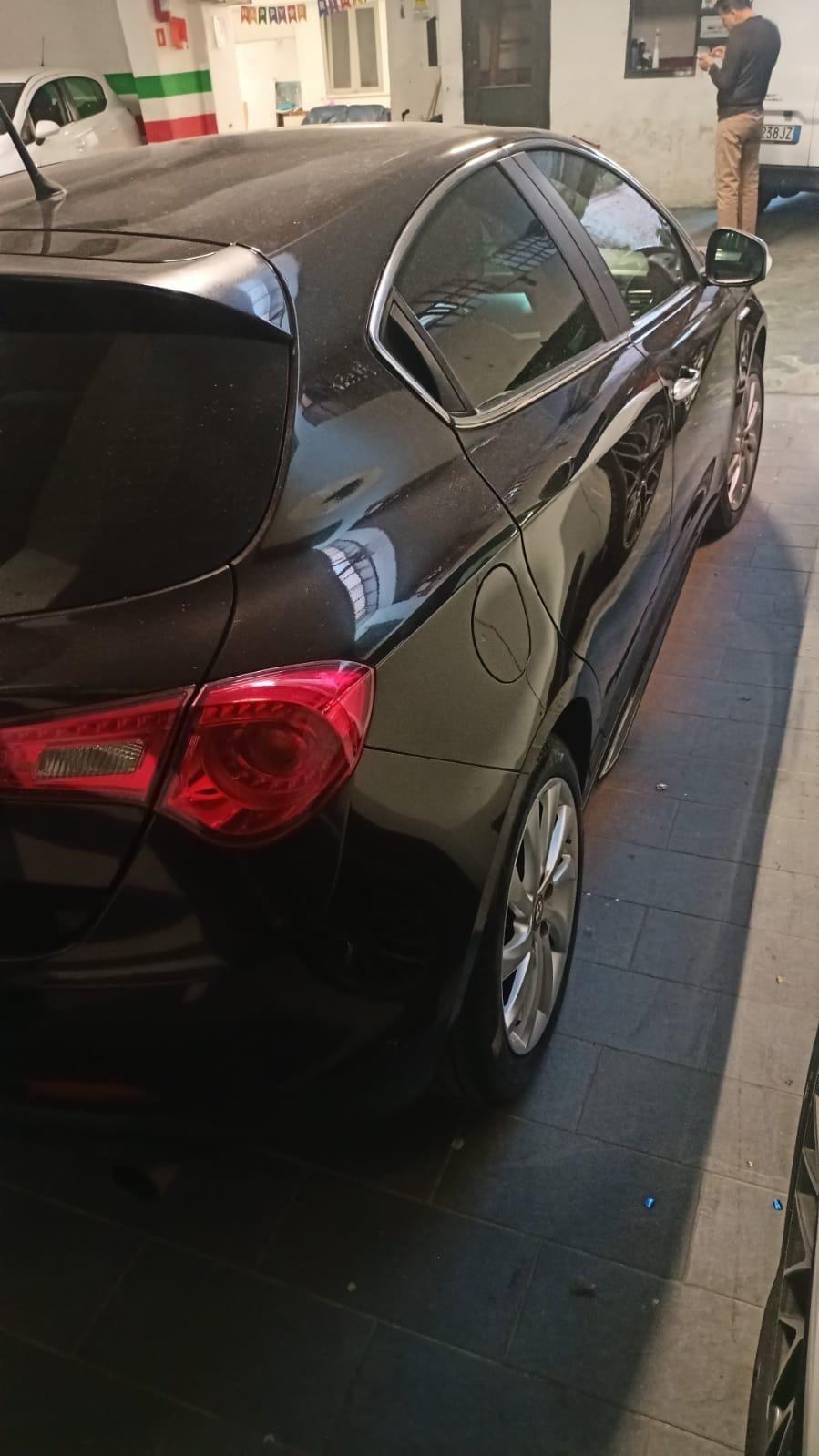 Alfa Romeo Giulietta 2.0 JTDm-2 140 CV Exclusive