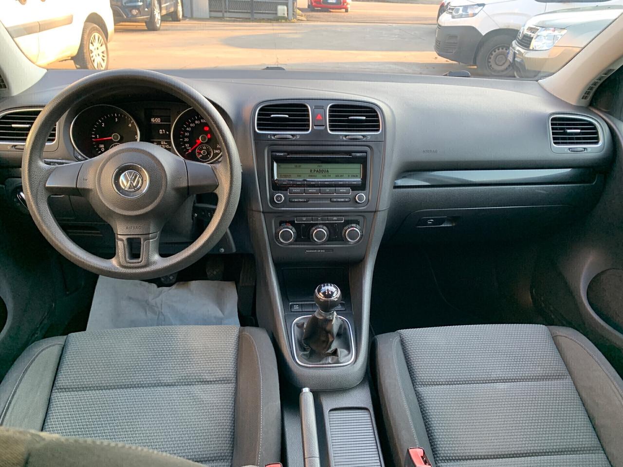 Volkswagen Golf 1.6 TDI DPF 5p.