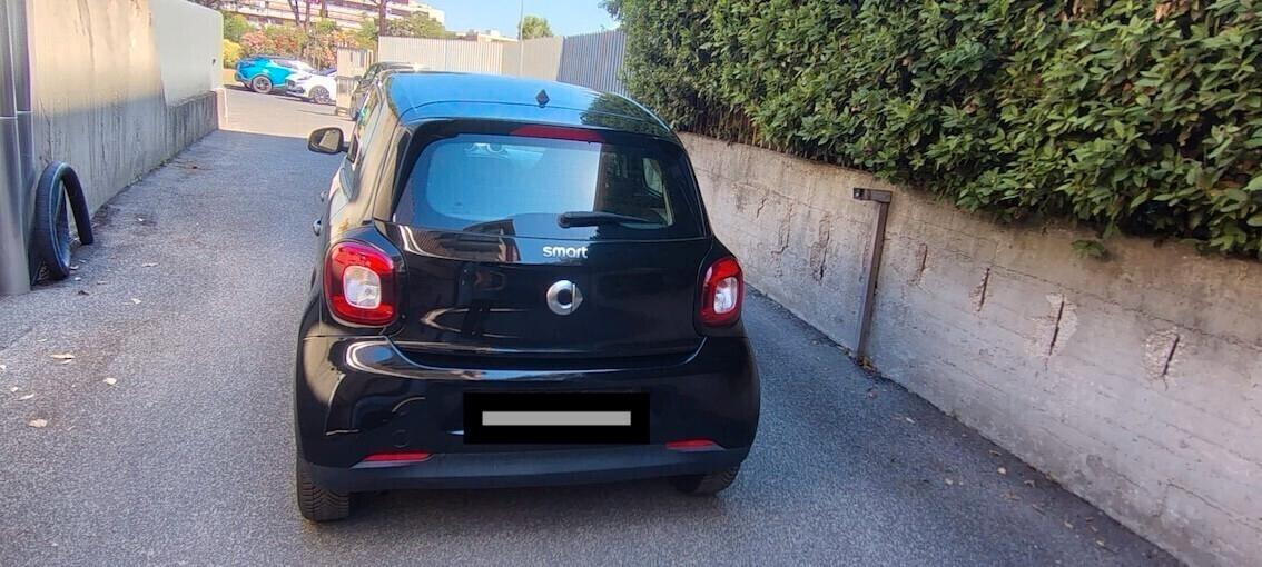Smart ForFour 70 1.0 Youngster