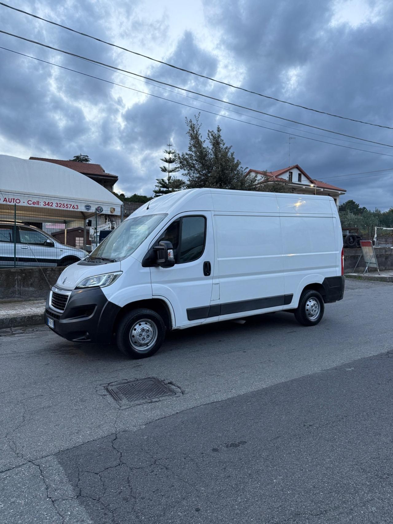 Peugeot Boxer 2.0 Diesel 130cv