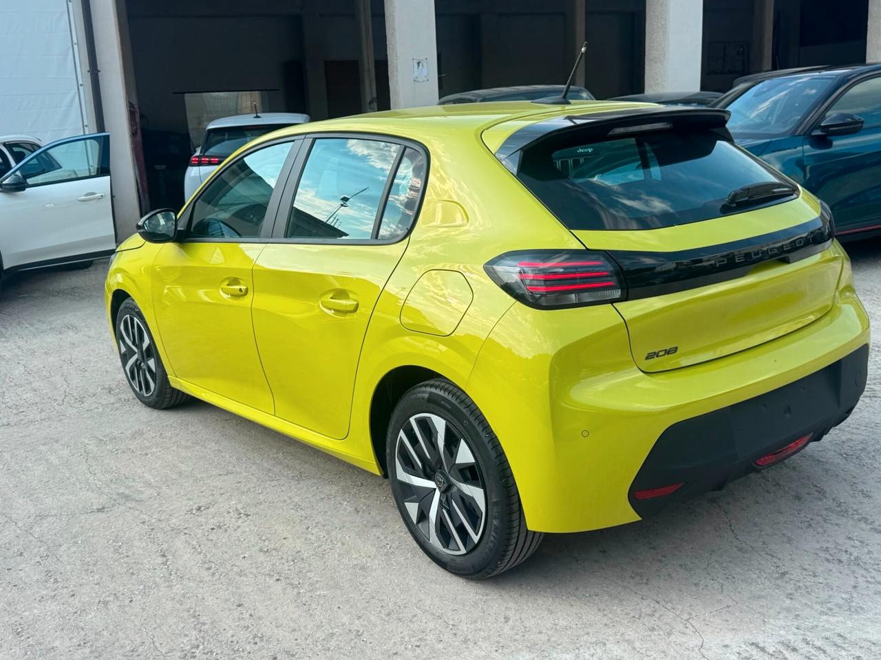 Peugeot 208 PureTech 100 Stop&Start 5 porte Active