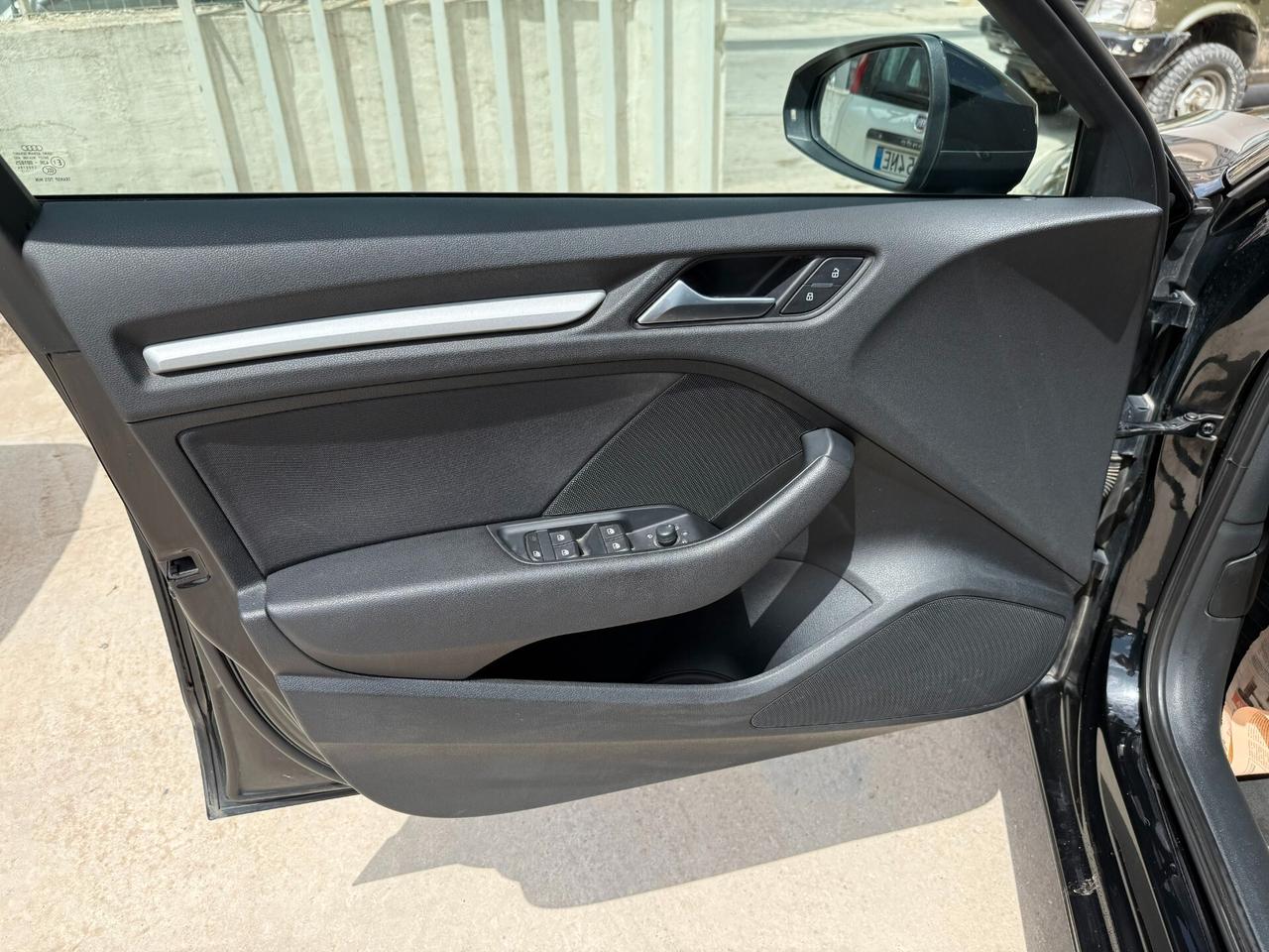 AUDI A3 1.6 TDI 110CV BUSINESS - 2017