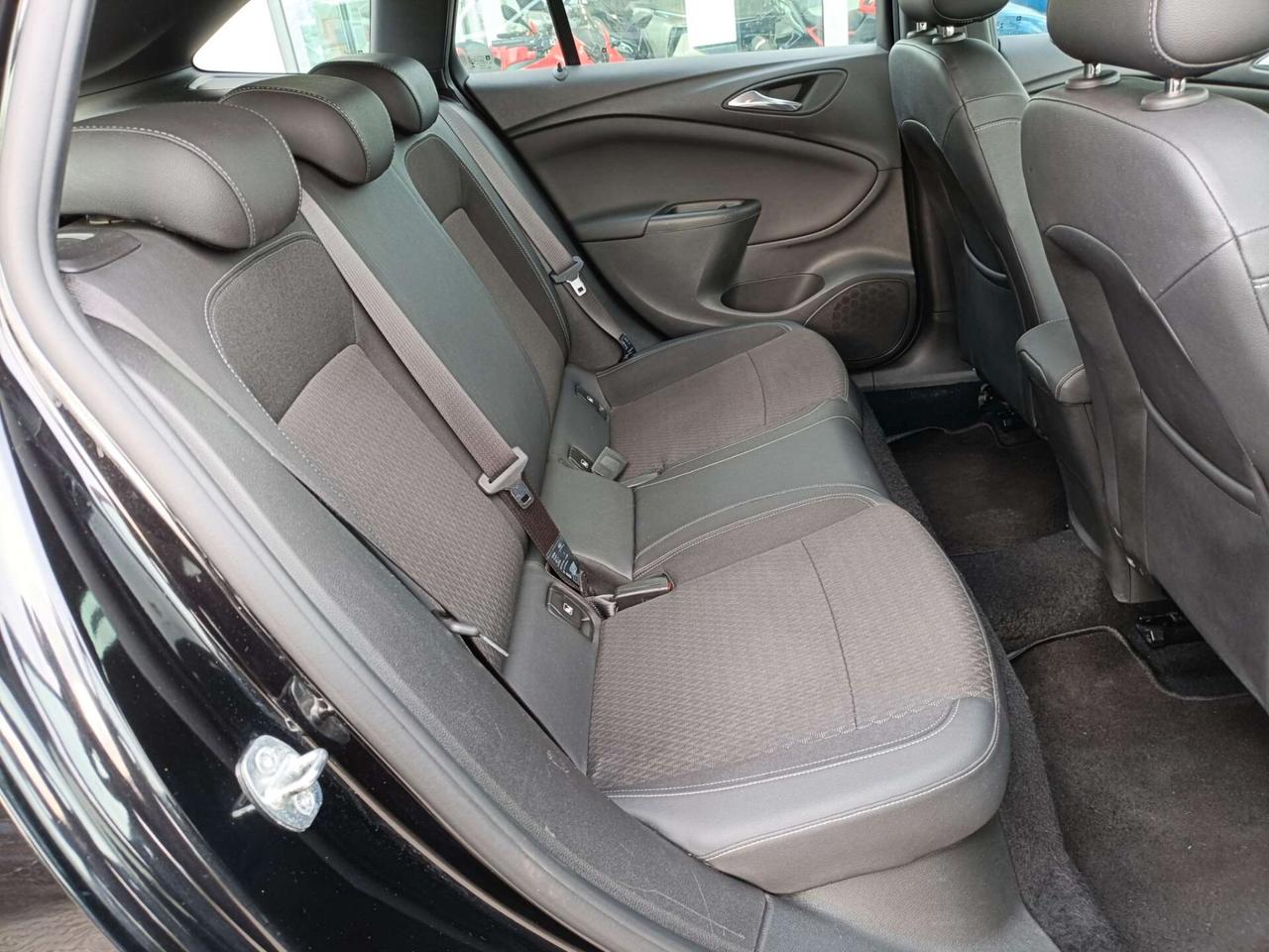 Opel Astra 1.6 CDTi 136CV aut. Sports Tourer Business