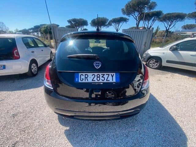 Lancia Ypsilon 1.0 FireFly 5 porte S&S Hybrid Gold Plus No Obbligo di finanziamneto
