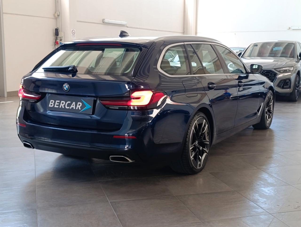 BMW 520 d Touring mhev 48V xdrive Business auto