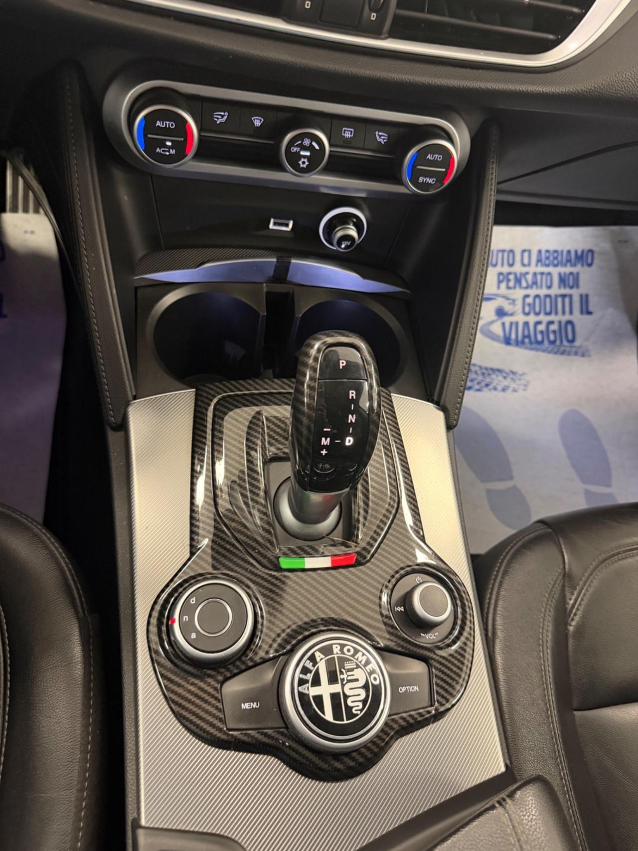 Alfa Romeo Stelvio 2.2 Turbodiesel 210 CV AT8 Q4 Super