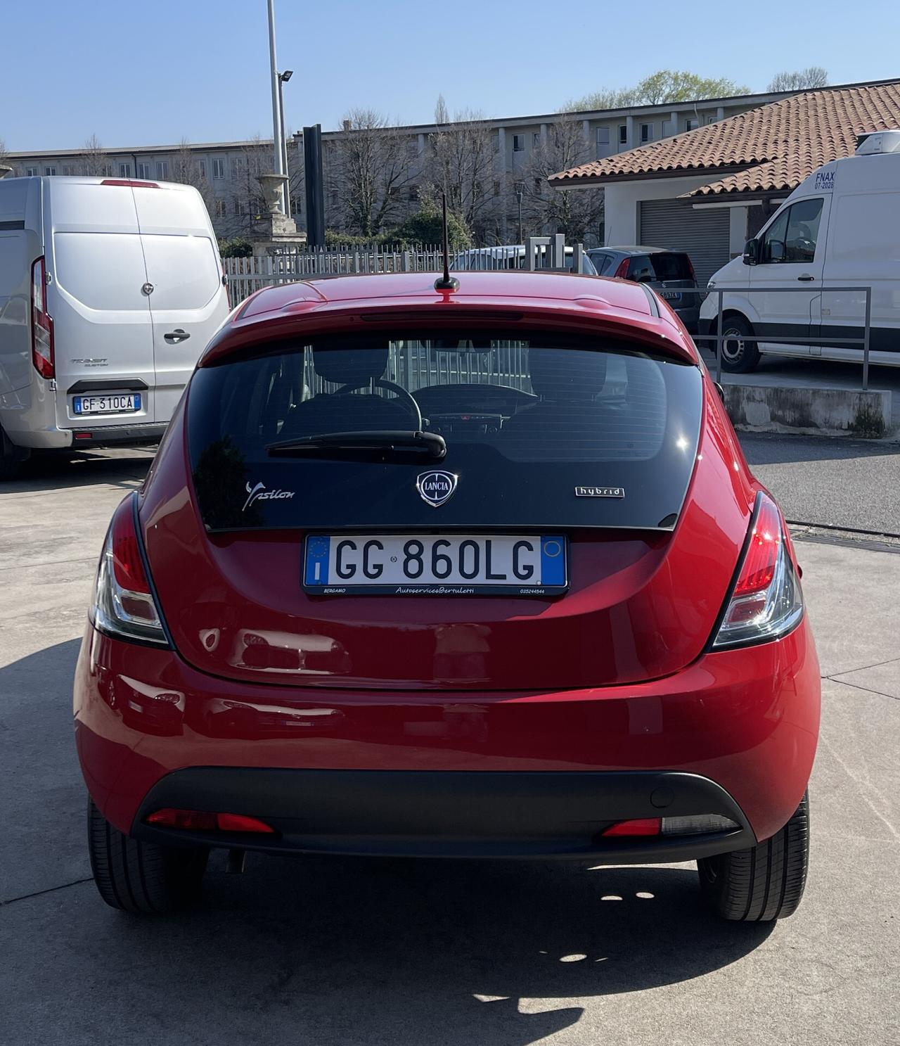 Lancia Ypsilon 1.0 hybrid Silver s