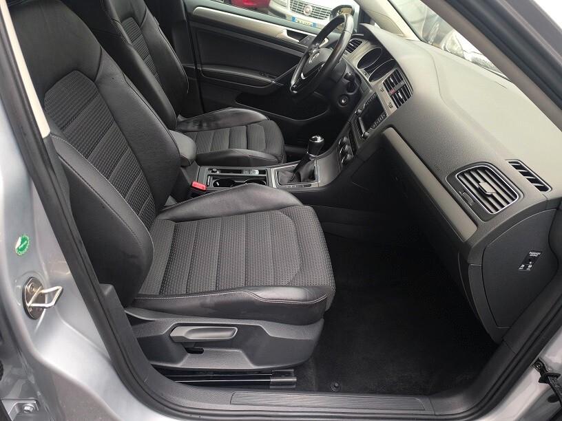 Volkswagen Golf 1.6 TDI 110 CV 5p. Highline R-LINE