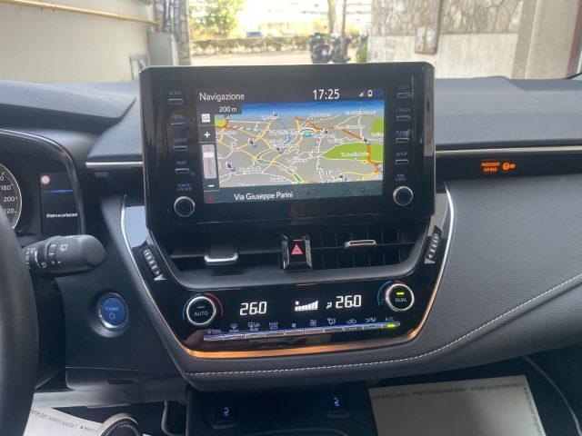 TOYOTA Corolla Touring Sports 2.0 Hybrid Business