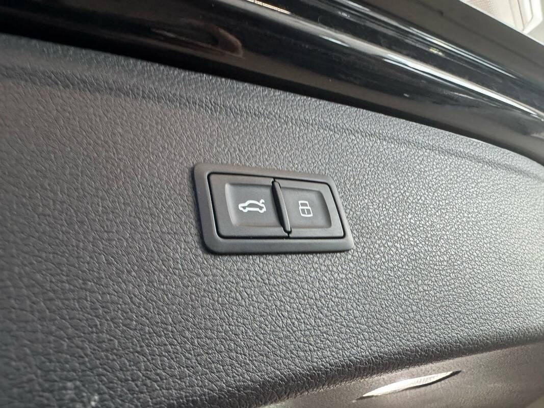Audi Q5 35 2.0 tdi mhev Business Sport 163cv s-tronic