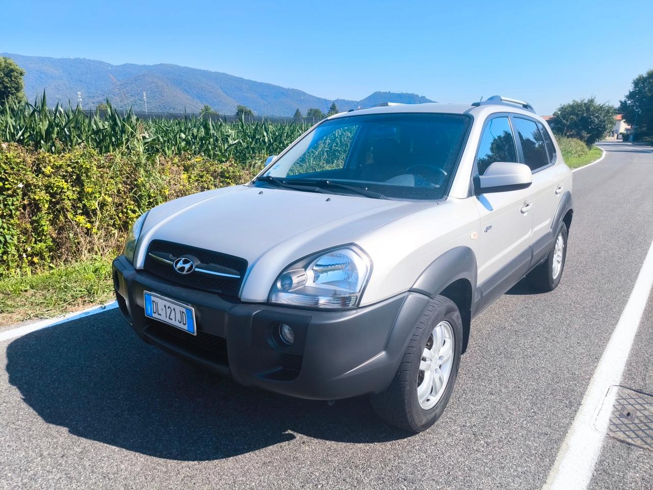 HYUNDAI TUCSON 4WD 2,0 G.P.L-KM 75000-