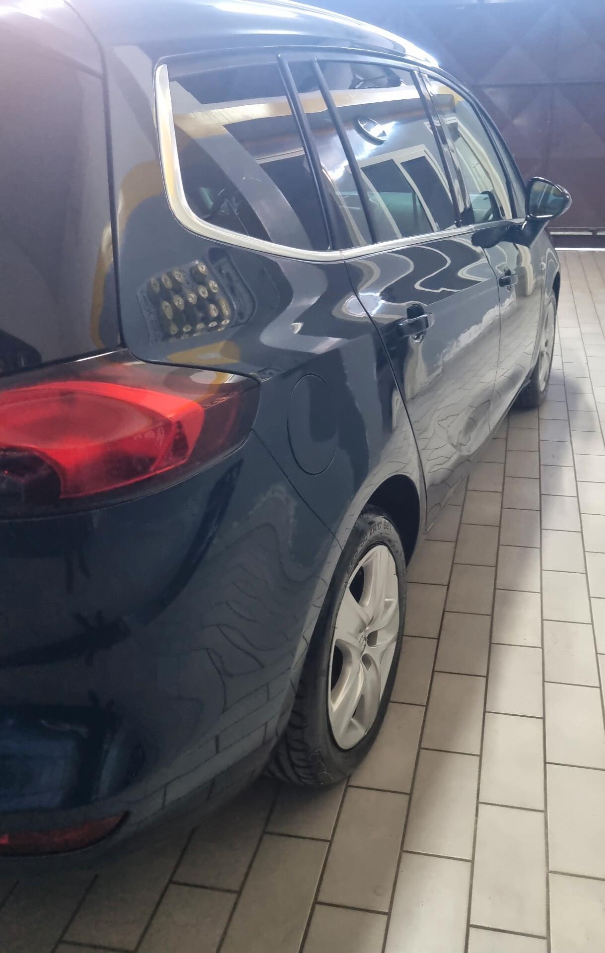 Opel Zafira Tourner