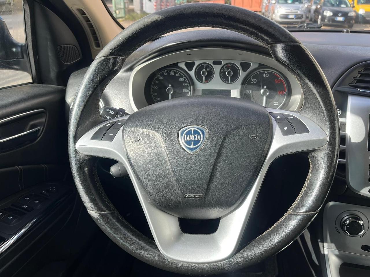 Lancia Delta 1.6 MJT DPF Platino