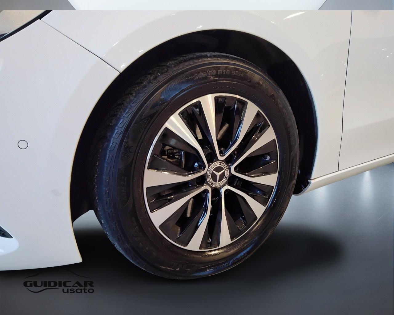 Mercedes-Benz Classe B - W247 2018 - B 180 d Sport Plus auto