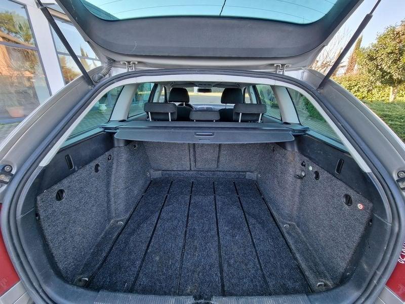 Škoda Octavia/4&4 2.0 103kw SCOUT 4X4