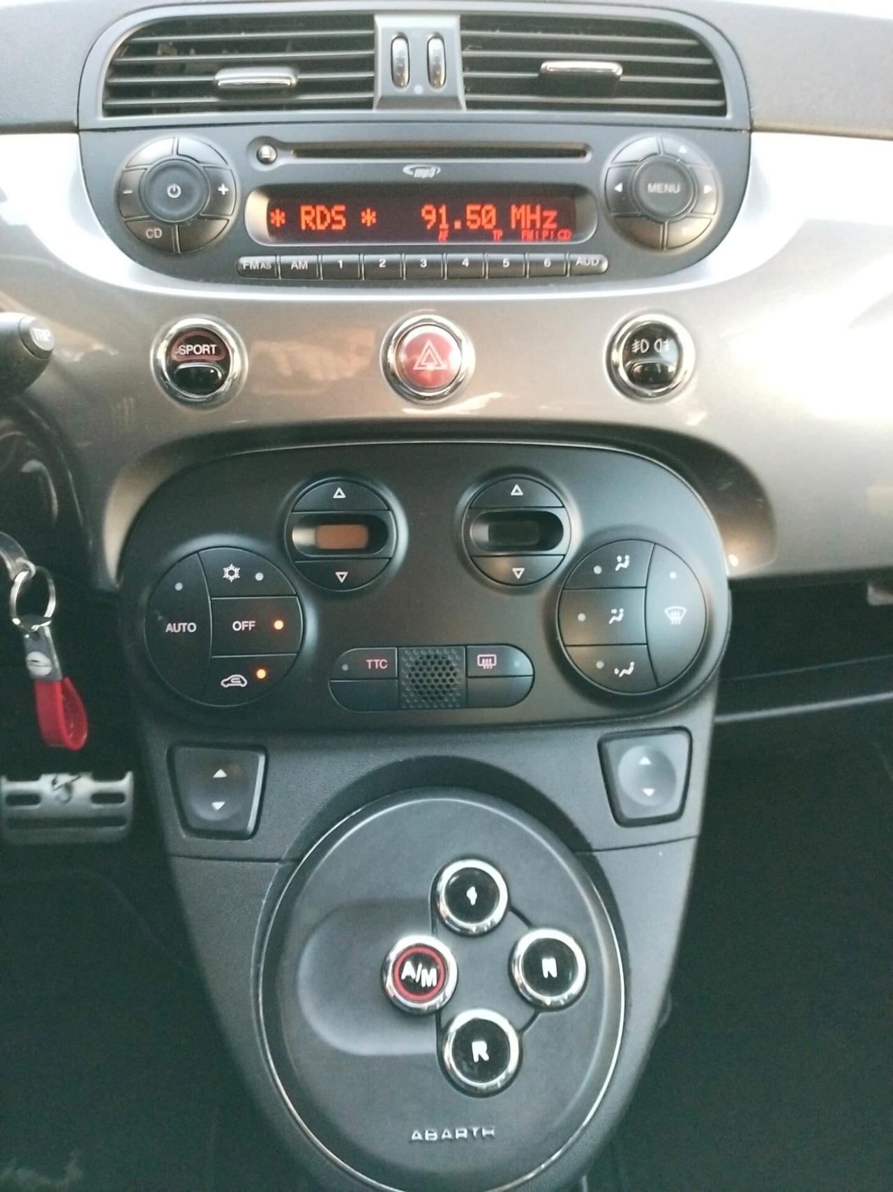 Abarth 500 C 1.4 Turbo T-Jet MTA