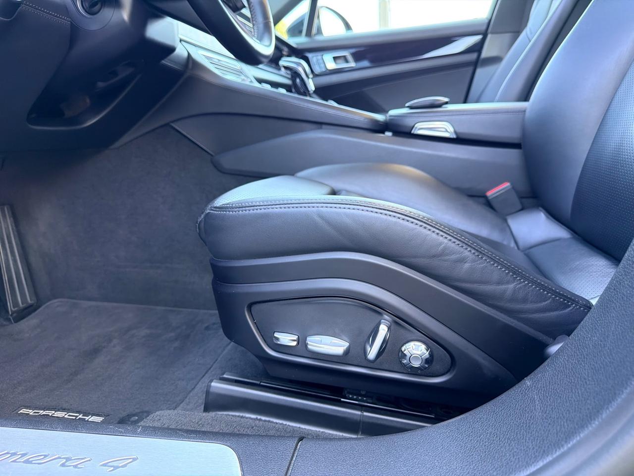 Porsche Panamera 2.9 4 330cv tetto approved