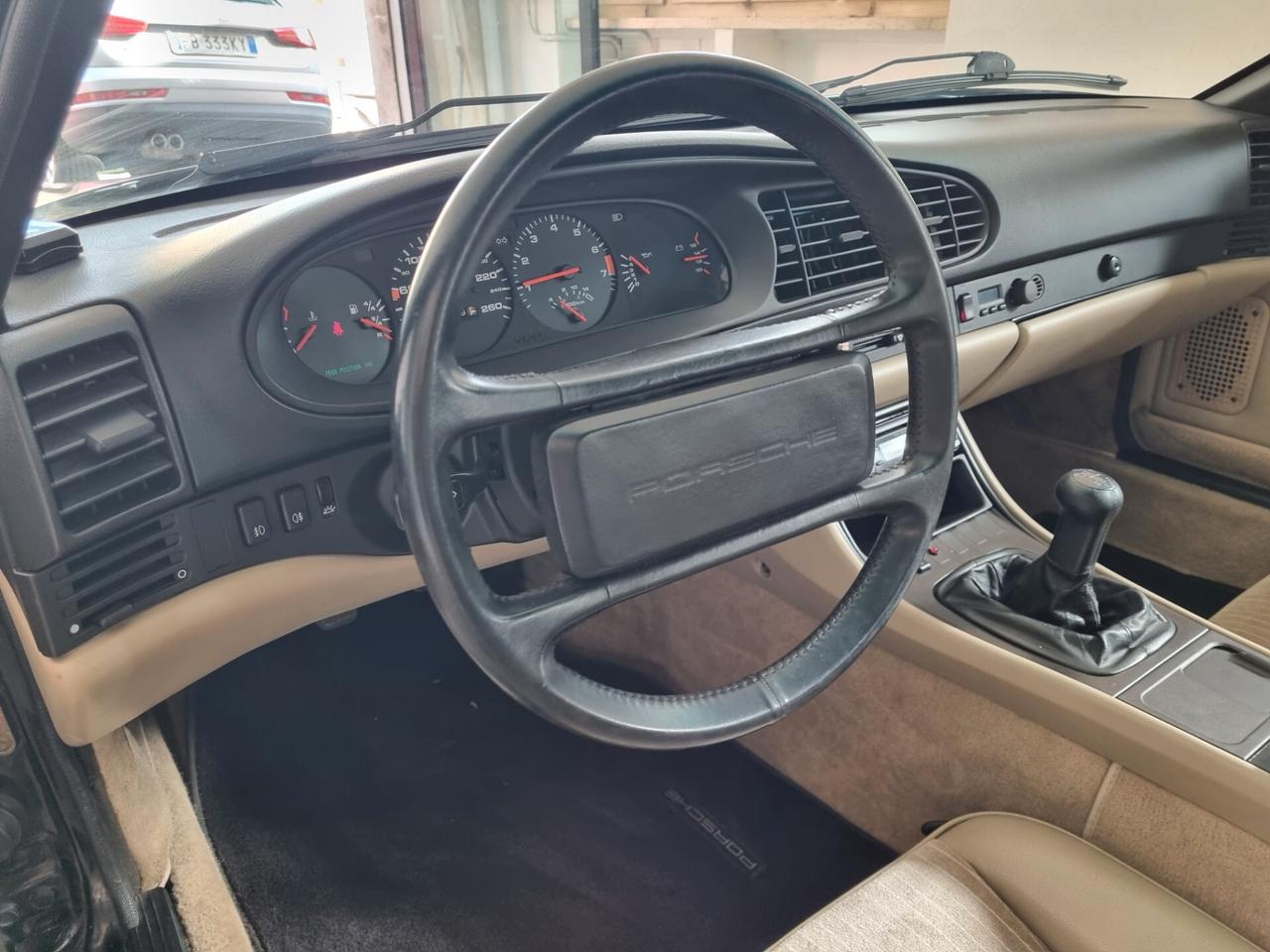 Porsche 944 allestimento S2, clima, sedili elettrici