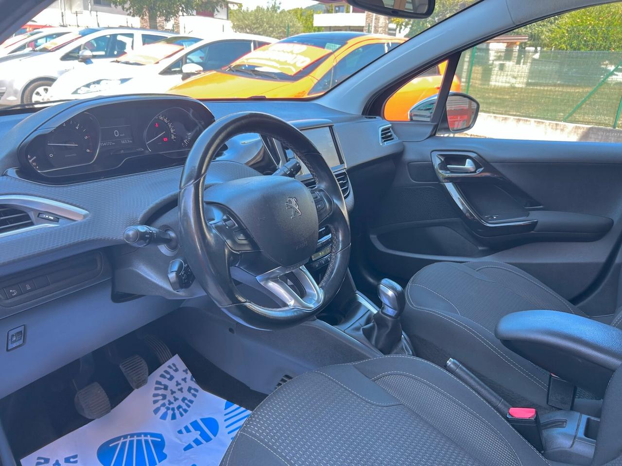 Peugeot 208 BlueHDi 5 porte-UNIPROPRIETARIO