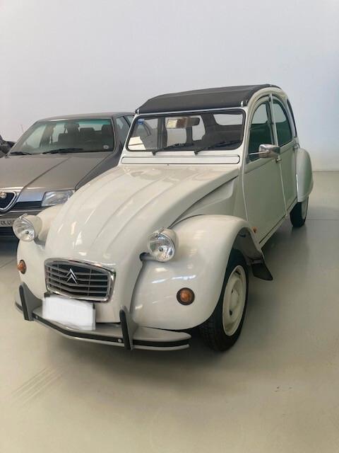 Citroen 2CV 6 Special