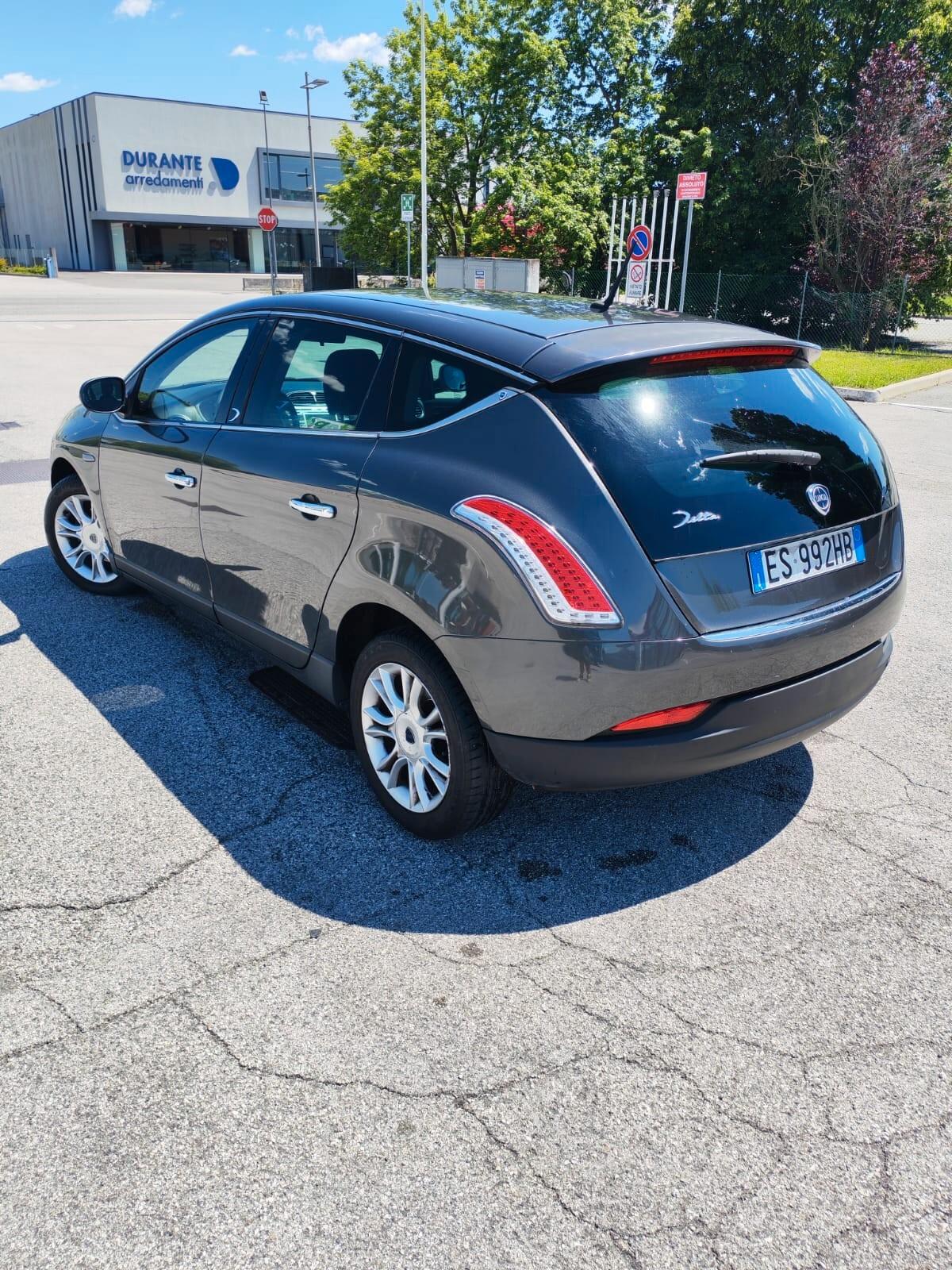 Lancia Delta 1.6 MJT DPF Silver