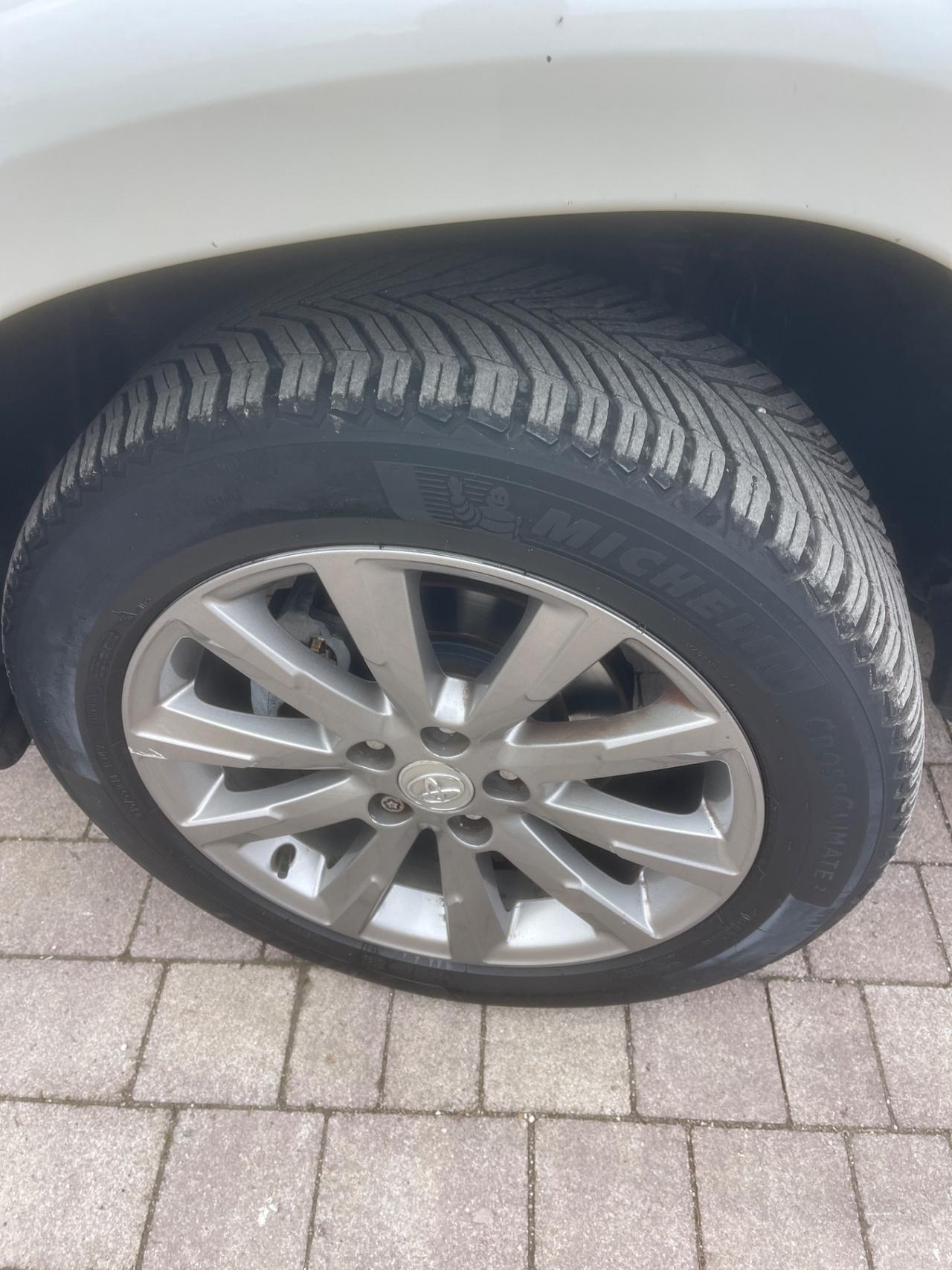 Toyota RAV 4 RAV4 2.2 D-CAT A/T 4WD Lounge