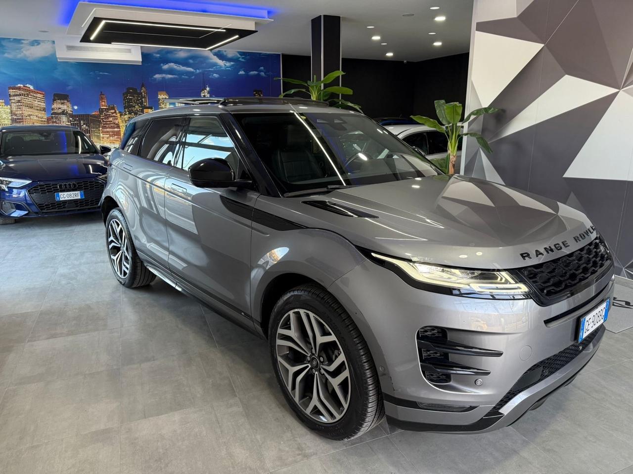 Range Rover Evoque 2.0D I4 204 CV R-Dynamic TETTO APRIBILE