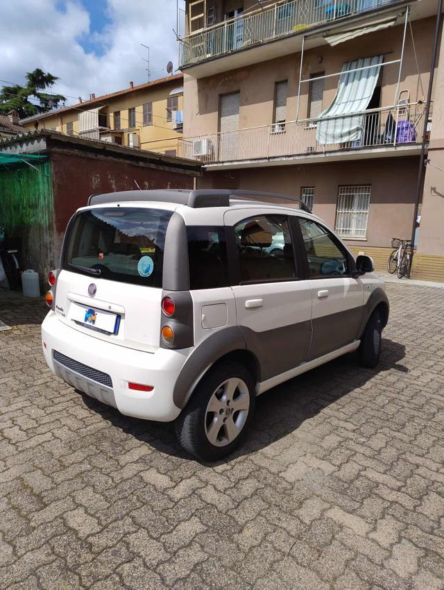 FIAT Panda 1.3 MJT 16V DPF 4x4 Cross