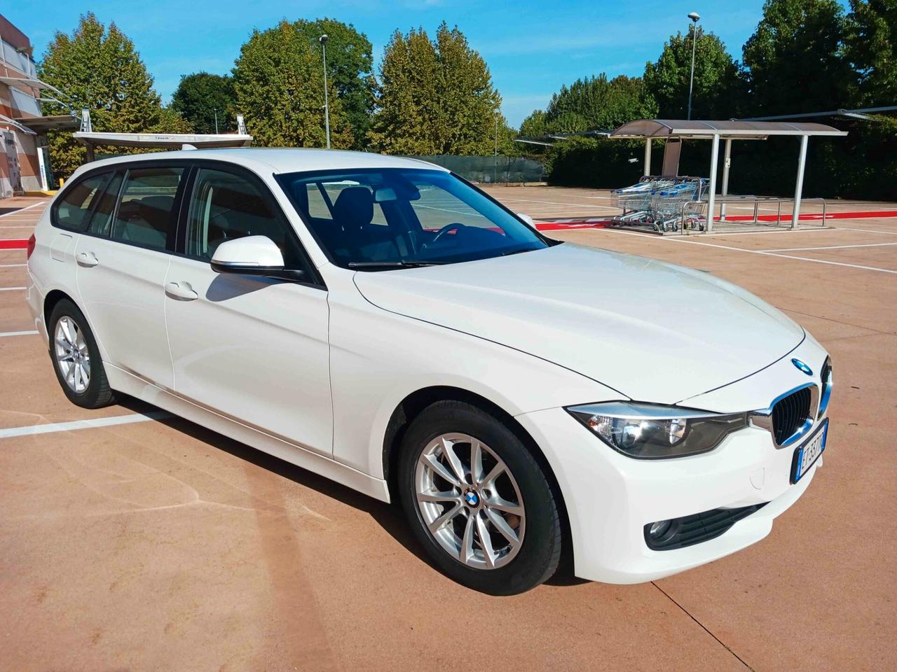 Bmw 318d Touring automatico - PERFETTA IN TUTTO