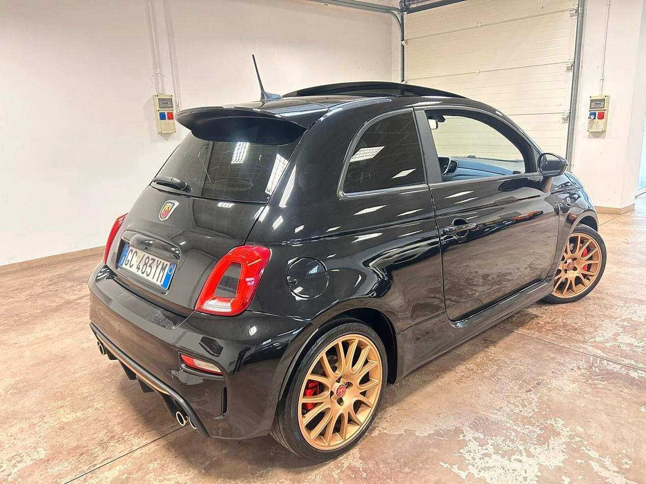 Abarth 595 1.4 Turbo T-Jet 165 CV Turismo