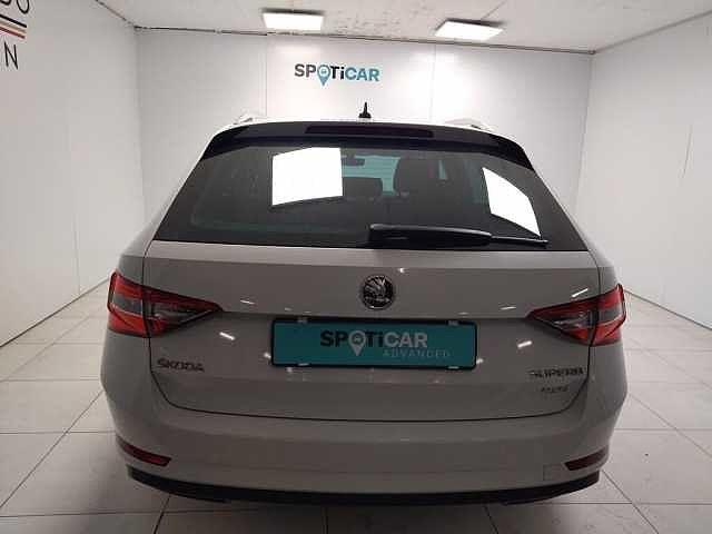 SKODA Superb Wagon 2.0 tdi Executive 4x4 190cv dsg 7m