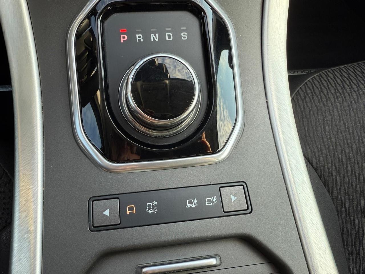 Land Rover Range Evoque 2.0 TD4 150 CV 5p. SE