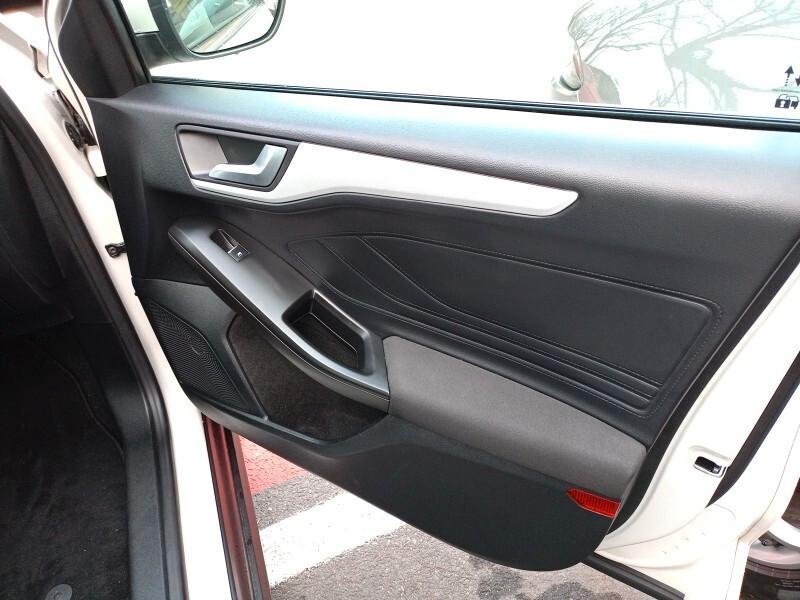 Ford Focus 1.5 EcoBlue 120 CV automatico SW Business Co-Pilot