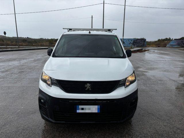PEUGEOT Partner BlueHDi 100 S&S PC Premium ALLESTITO OFFICINA