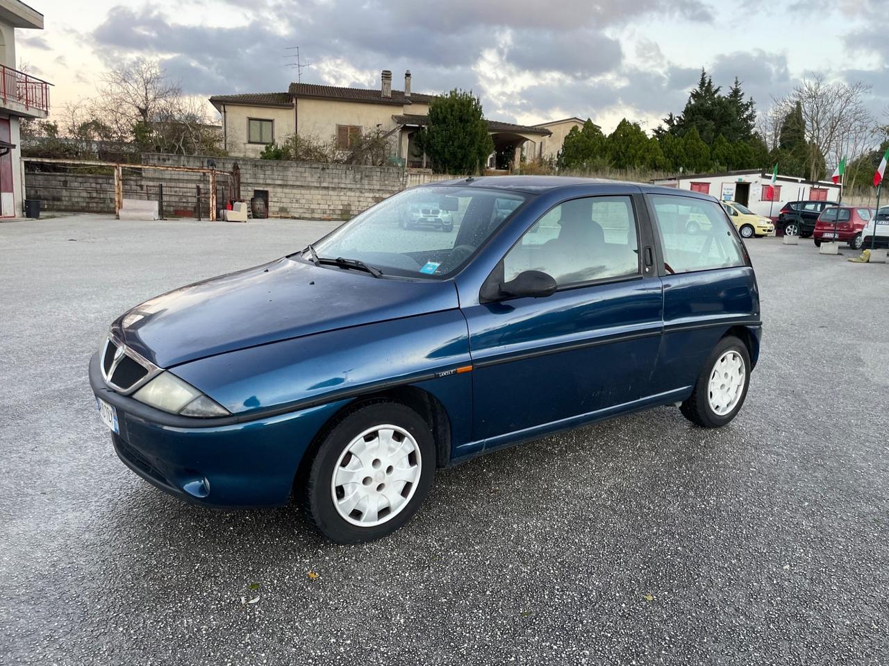 Lancia Y 1.2i cat LS