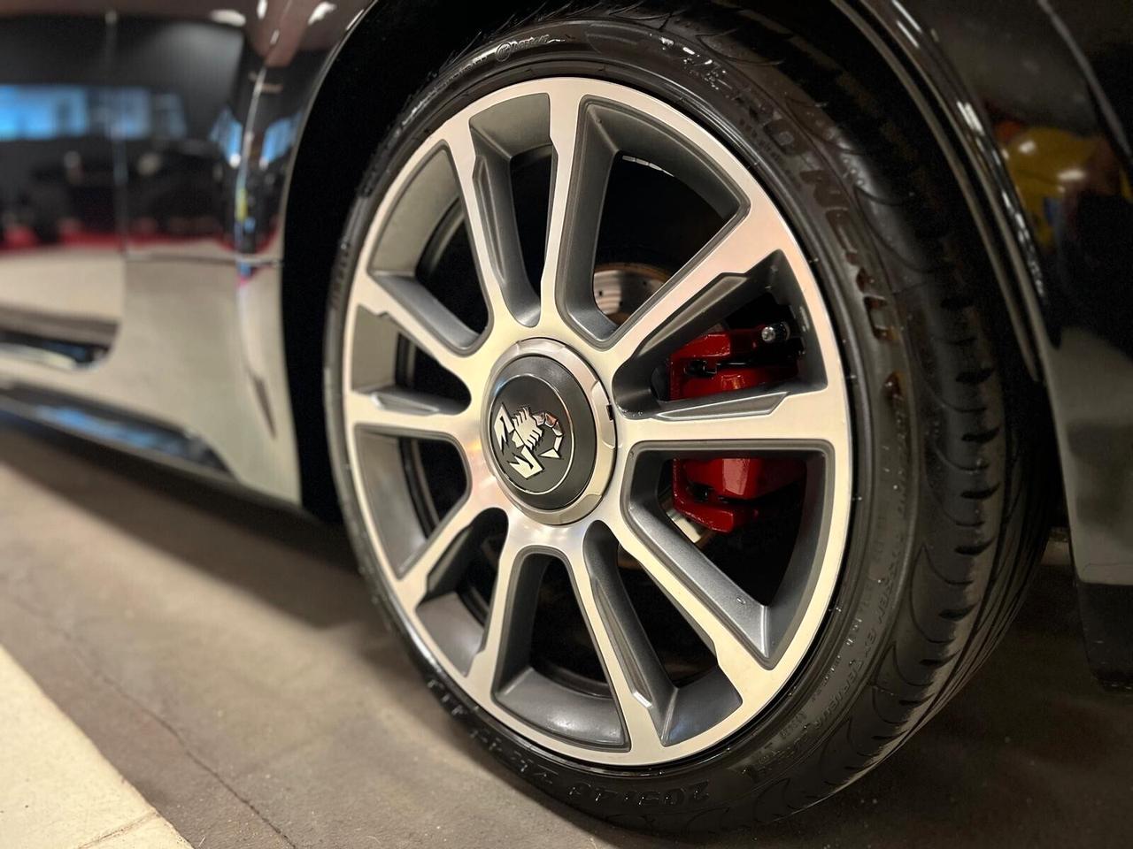 Abarth 595 C 1.4 Turbo T-Jet 165 CV
