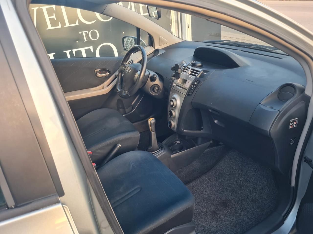 Toyota Yaris 1.4 D-4D 5 porte Navi